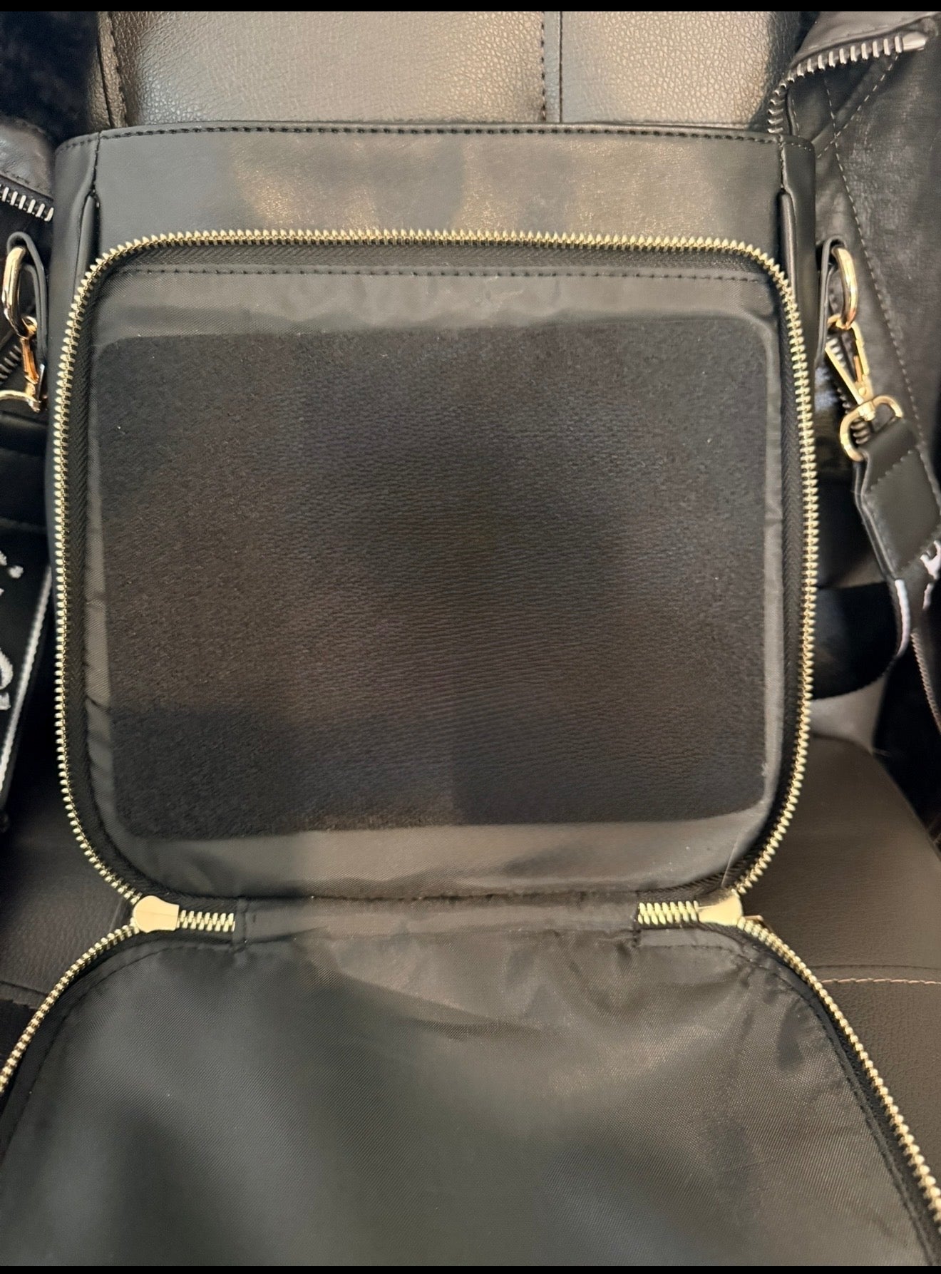 Vault Crossbody